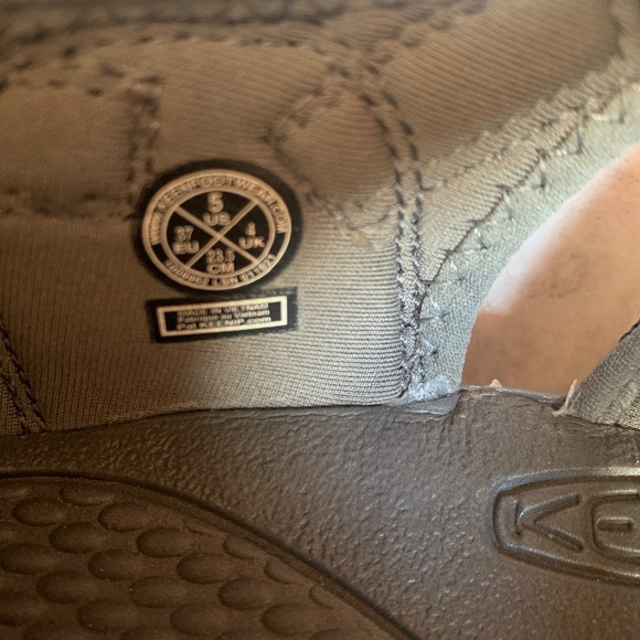 KEEN Newport Youth Waterproof Sandals Unisex Girls Boys 9212-Navy Blue US Size 5 - Picture 7 of 15